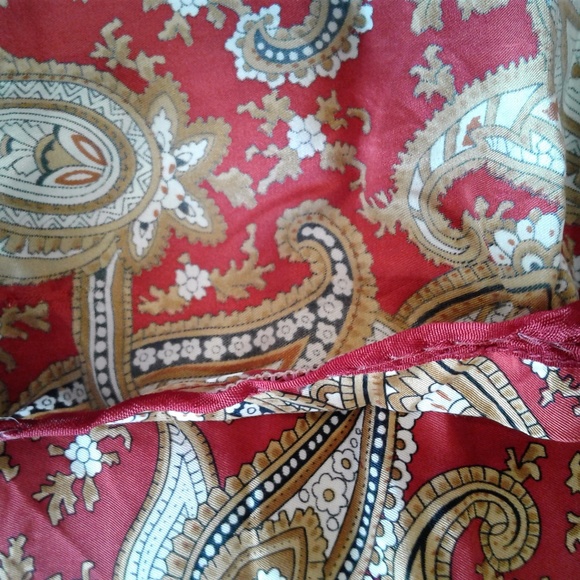 SOLD! Vintage Macy's Silk Red Paisley Maxi Skirt - Picture 5 of 8